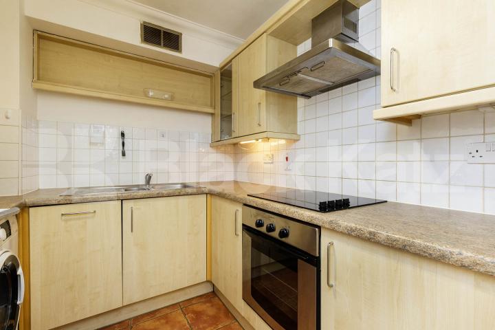 Spacious one double bedroom property set in an amazing location Fitzroy Street, Fitzrovia